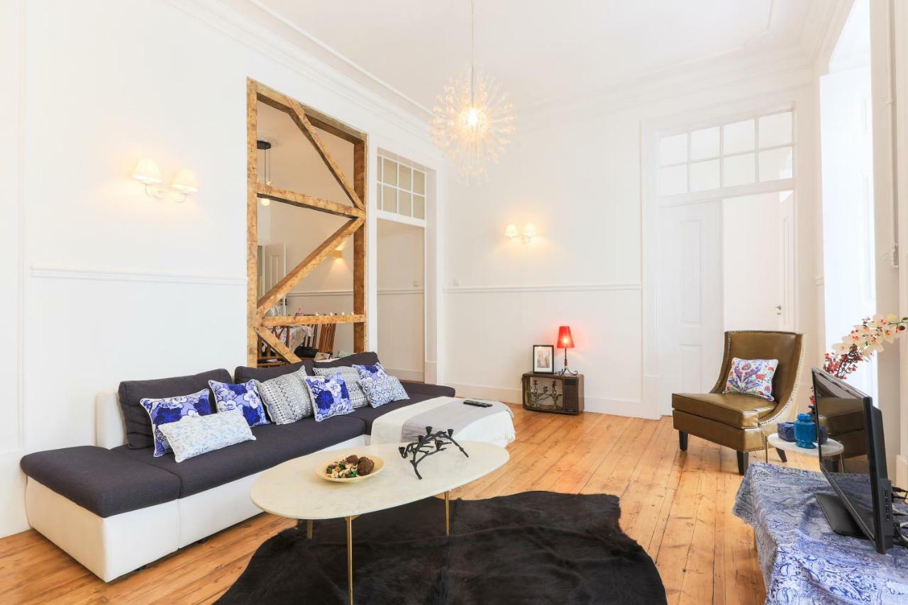 Lisbon Secret & Charming Baixa 4 Bedroom Apartment Экстерьер фото