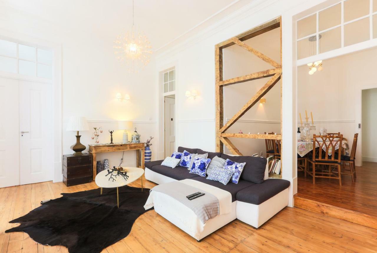 Lisbon Secret & Charming Baixa 4 Bedroom Apartment Экстерьер фото
